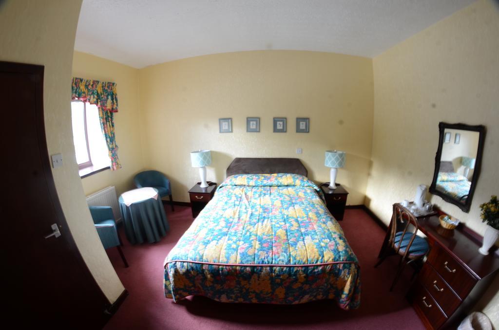 Achilty Guest House Contin エクステリア 写真